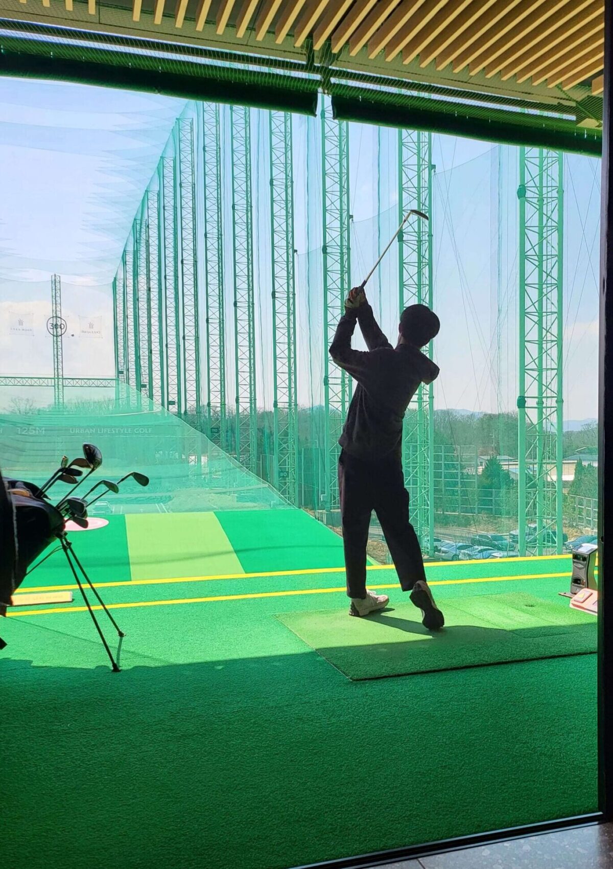 【韓国観光】韓国でスクリーンゴルフが大流行しています！ カッチかんこくご